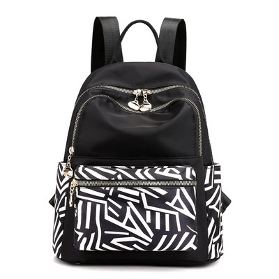 Μοντέρνο γυναικείο σακίδιο πλάτης με εφαρμογή σε διαφορετικά μοντέλα