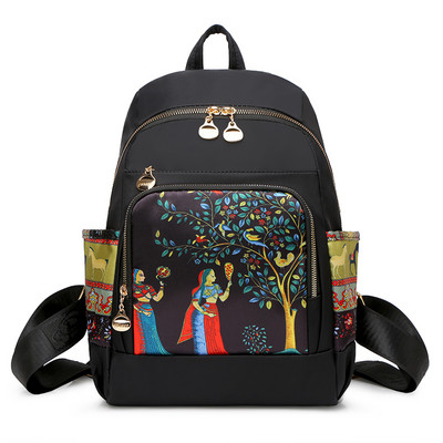 Moodne naiste tekstiilist seljakott erinevates mudelites