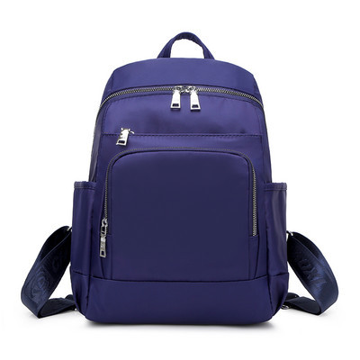 Moodne naiste tekstiilist seljakott erinevates mudelites