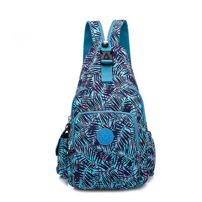 Γυναικείο σακίδιο με μπροστινή τσέπη - πολλά μοντέλα