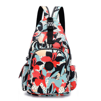 Naiste suur lillemotiivide ja tõmblukuga seljakott