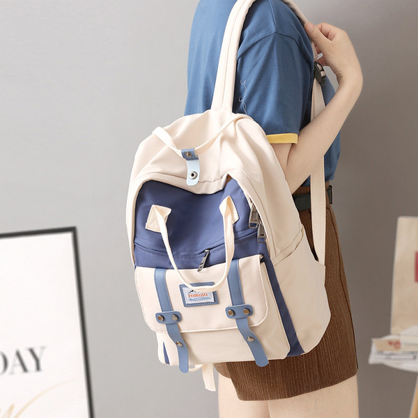 Suur tekstiilist seljakott igapäevaseks kasutamiseks