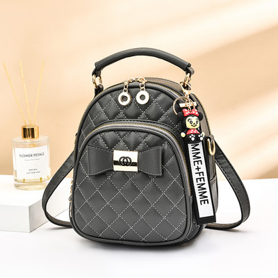 Μικρό γυναικείο σακίδιο πλάτης από καπιτονέ οικολογικό δέρμα