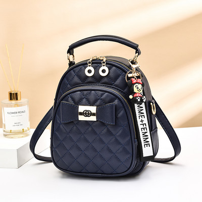 Μικρό γυναικείο σακίδιο πλάτης από καπιτονέ οικολογικό δέρμα