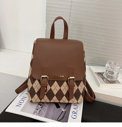 Naiste igapäevane pandlaga seljakott