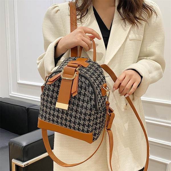 Öko-nahast ja tekstiilist väike ruuduline seljakott naistele