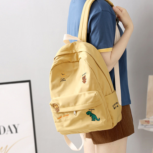 Naiste tekstiilist seljakott värvirakendusega naistele