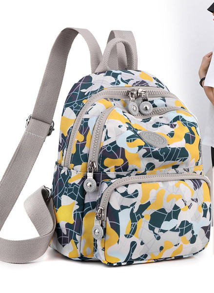 Γυναικείο σακίδιο με μπροστινή τσέπη - πολλά χρώματα