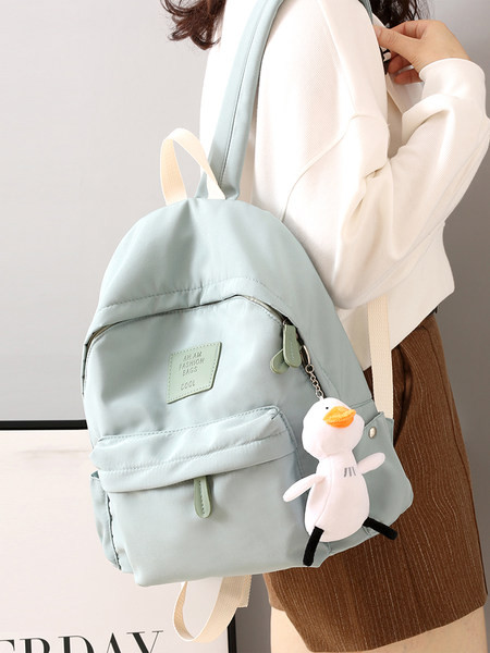 Funktsionaalne mitmes värvitoonis tekstiilist seljakott