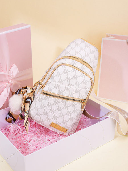 Mitme lahtriga igapäevane naiste seljakott – kolme värvi