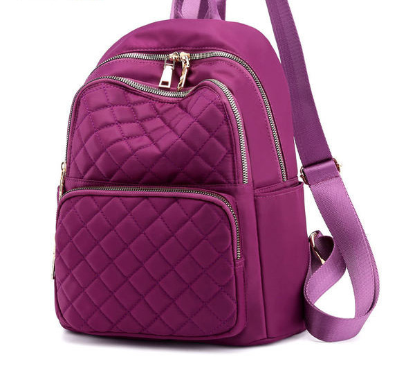 Tepitud naiste igapäevane seljakott