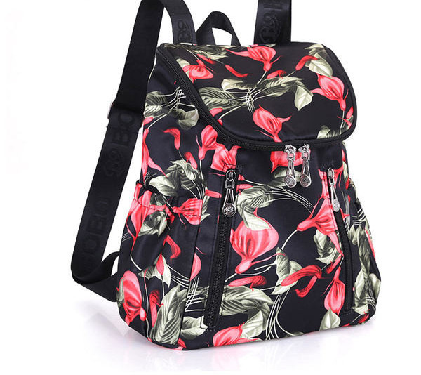 Γυναικείο σακίδιο πλάτης με χρωματιστό σχέδιο σε πολλά χρώματα