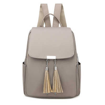 Γυναικείο σακίδιο πλάτης από οικολογικό δέρμα με φούντες