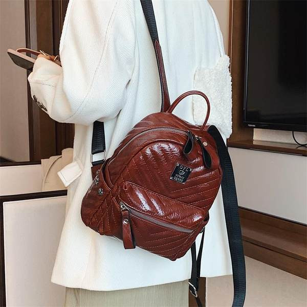 Naiste kunstnahast seljakott neljas värvitoonis