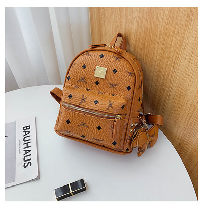 Stiilne naiste nahast miniseljakott aplikatsiooniga