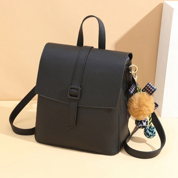 Naiste igapäevane kunstnahast seljakott plastikpandlaga