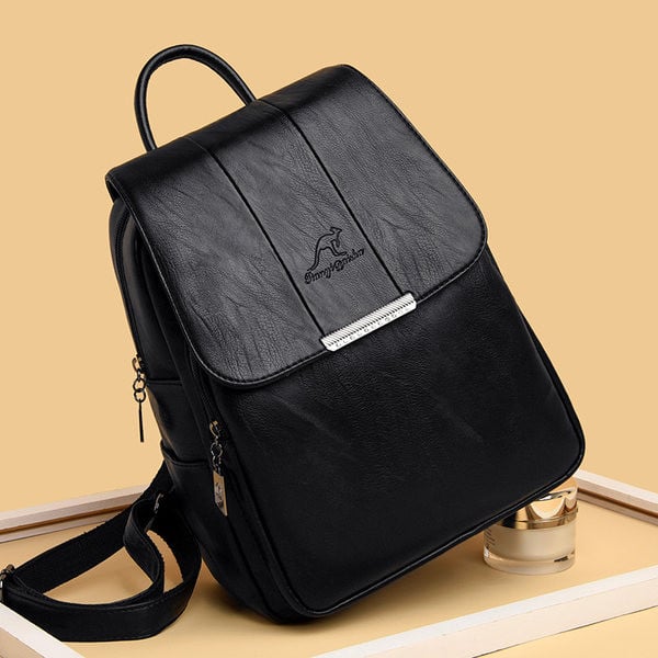 Γυναικείο έκο δερμάτινο σακίδιο πλάτης απλό μοντέλο με μεταλλικό στοιχείο