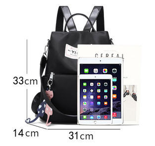 Napi hátizsák több rekesszel és kulcstartóval