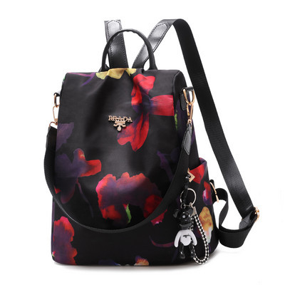 Kaasaegne naiste seljakott erineva rakendusega