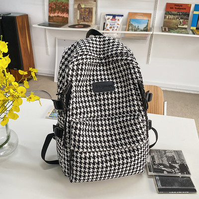 Γυναικείο μοντέρνο καρό σακίδιο πλάτης σε δύο μοντέλα