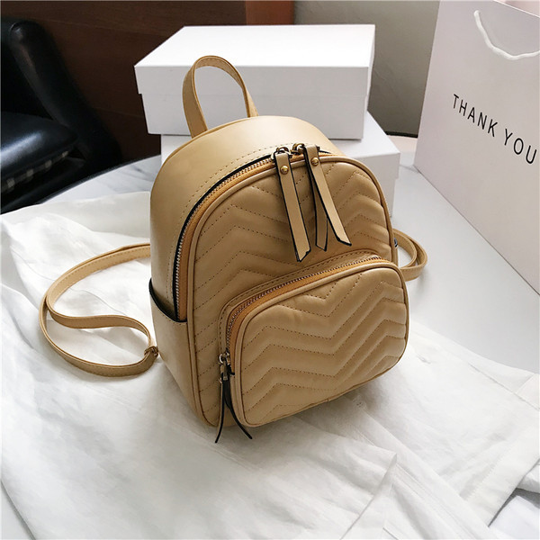 Lukkudega naiste seljakott ökonahast - neljas värvitoonis