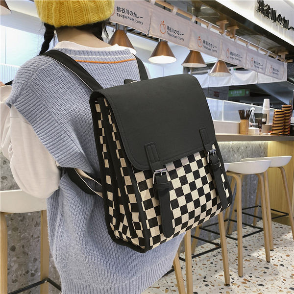 Öko-nahast ruudukujuline naistekott