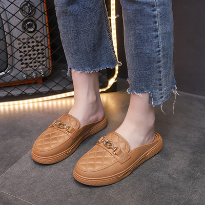 Актуални дамски чехли с катарама от еко кожа