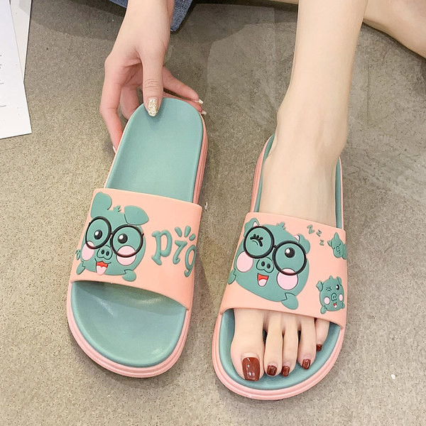 Дамски модерни чехли с равна подметка