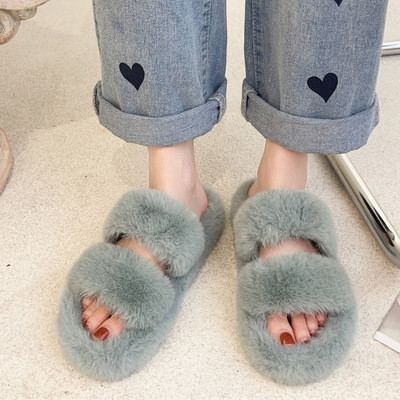 Дамски пухени чехли с равна подметка