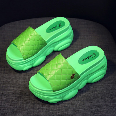 Ежедневни дамски чехли с 9см платформа - еко кожа