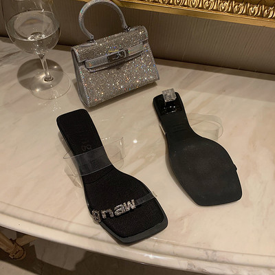 Дамски чехли с квадратен ток 3см и декоративни камъни