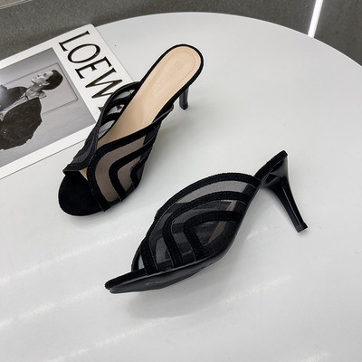 Стилни дамски чехли с тънък 6см ток