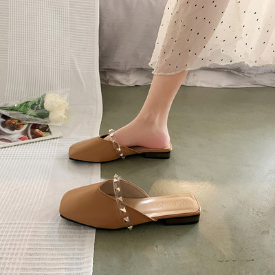 Ежедневни дамски чехли с капси