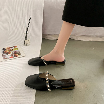 Ежедневни дамски чехли с капси