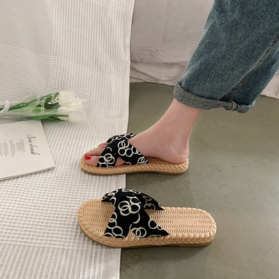 Ежедневни дамски чехли с каишки от текстил