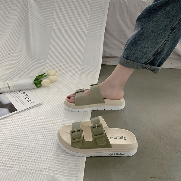 Papuci casual cu catarame și talpă plată