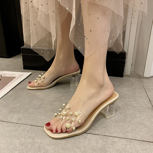 Papuci eleganti de dama cu toc si perle decorative