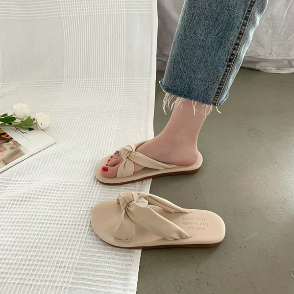 Papuci casual de dama cu bretele din piele si talpa plata