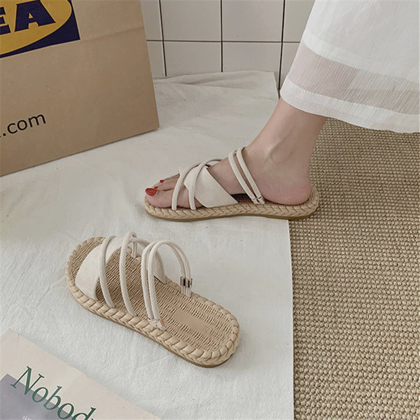 Model nou de papuci de dama cu talpa plata - in trei culori