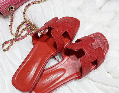 Papuci casual cu curea din piele - mai multe culori