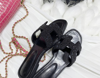 Papuci casual cu curea din piele - mai multe culori