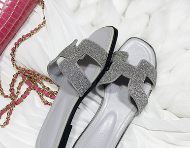 Papuci casual cu curea din piele - mai multe culori