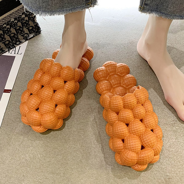 Papuci de dama antiderapanti in mai multe culori