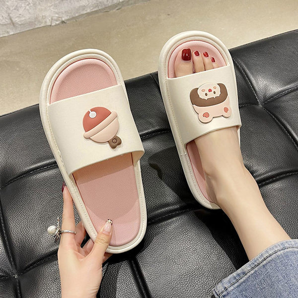 Papuci de dama antiderapanti cu aplicatie