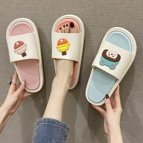 Papuci de dama antiderapanti cu aplicatie