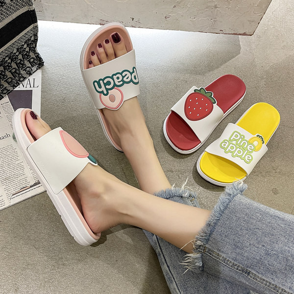 Papuci de dama cu talpa plate potriviti pentru plaja