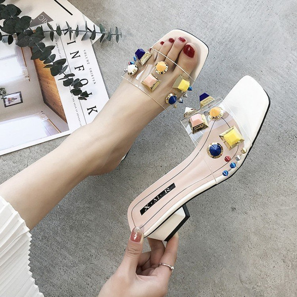 Papuci de dama cu toc si pietre decorative