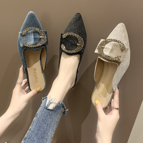 Papuci dama ascutit cu pietre decorative si toc patrat 3 cm