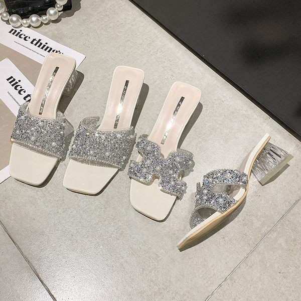 Papuci de dama moderni cu pietre decorative in doua modele