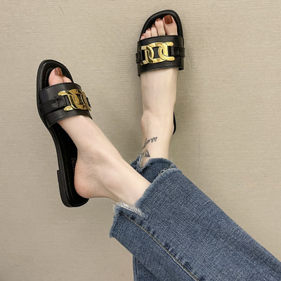 Дамски чехли от еко кожа с метални елементи